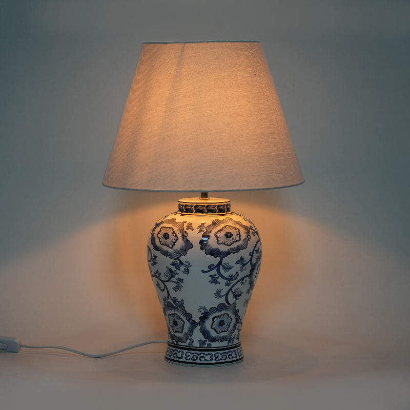 Nouveau Lampe de Table en porcelaine bleue et blanche de Style chinois