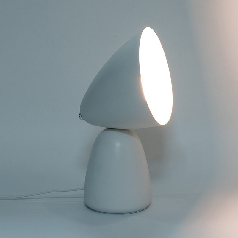 Lampe de bureau simple rétro à hauteur d'éclairage réglable