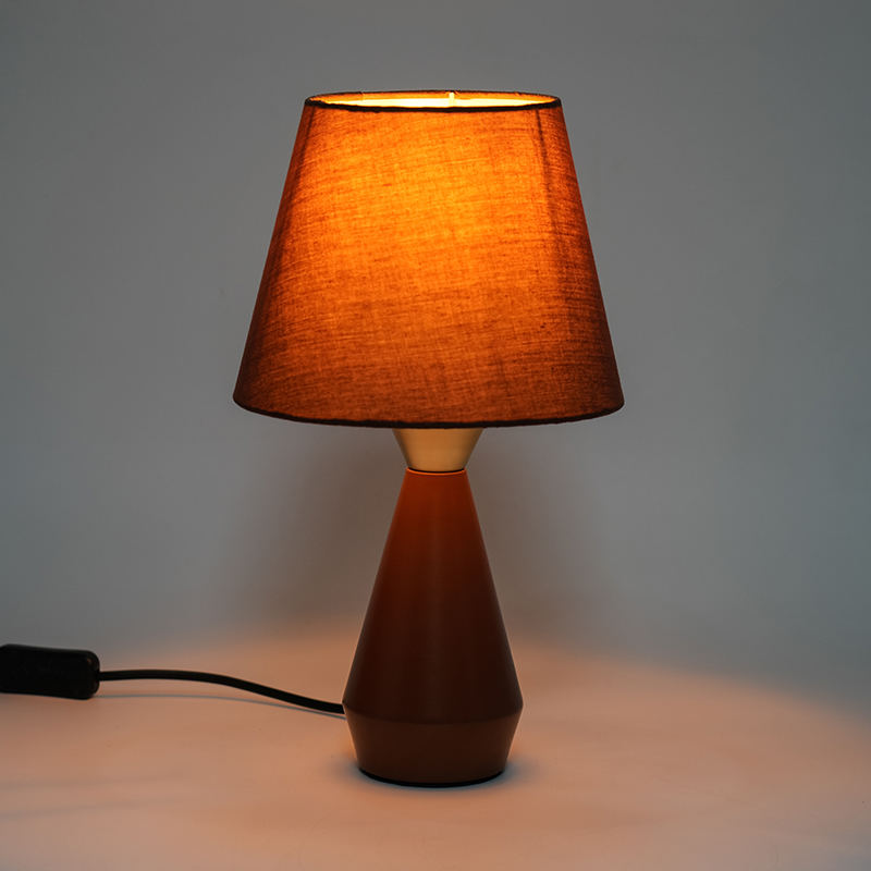 Lampe de chevet de style européen rétro