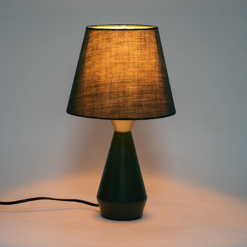 Lampe de chevet de style européen rétro